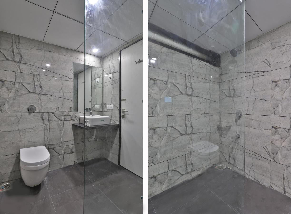 Hotel Privya Rooms And Banquet Surat Buitenkant foto